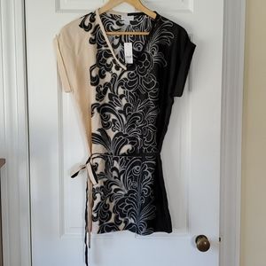 Two toned top - New York & Company